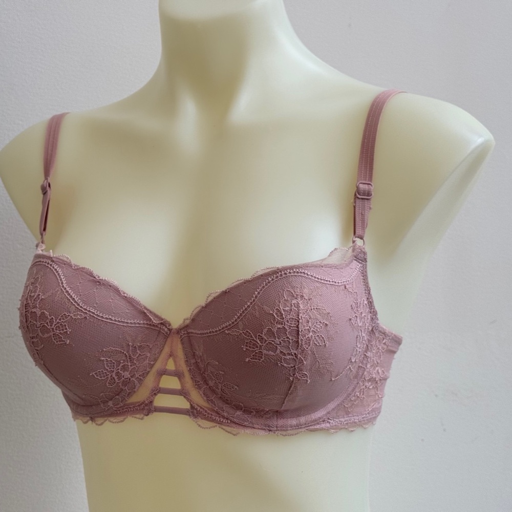 b.tempt’d No Strings Attached Contour Bra (Blush Pink)